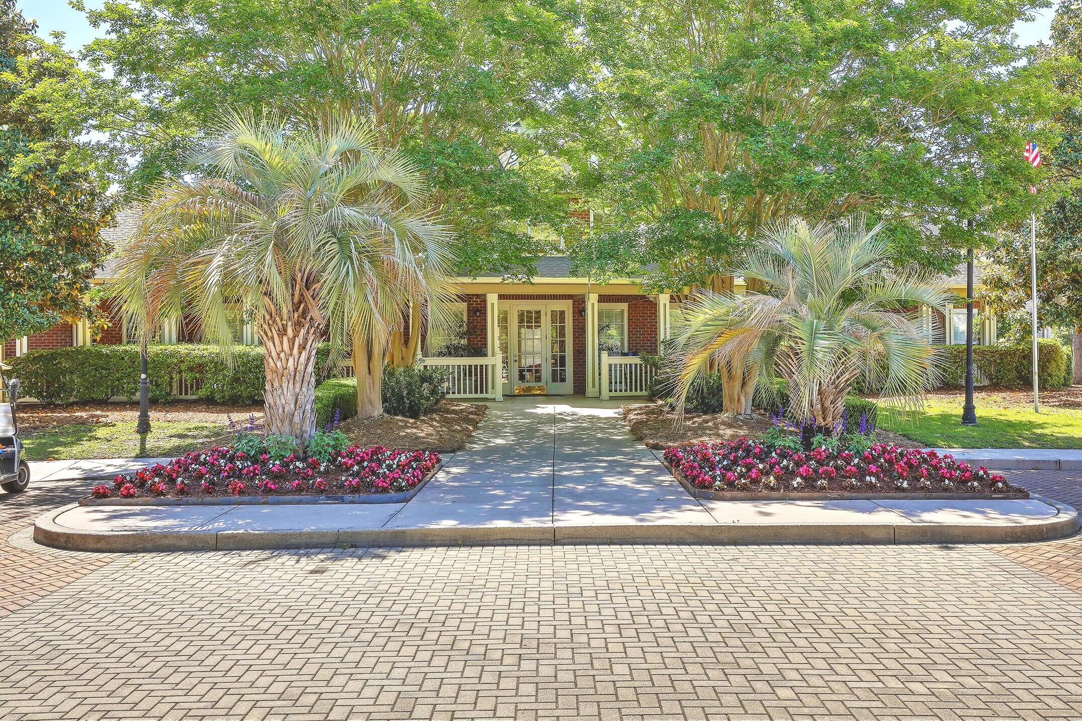 1600 Long Grove Drive Unit 411