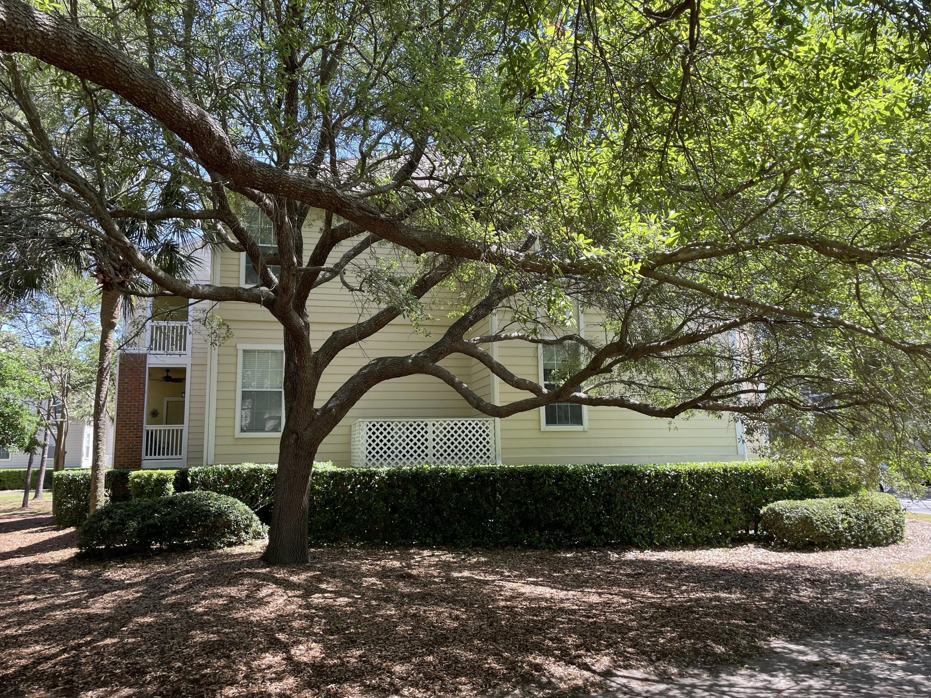 1600 Long Grove Drive Unit 411