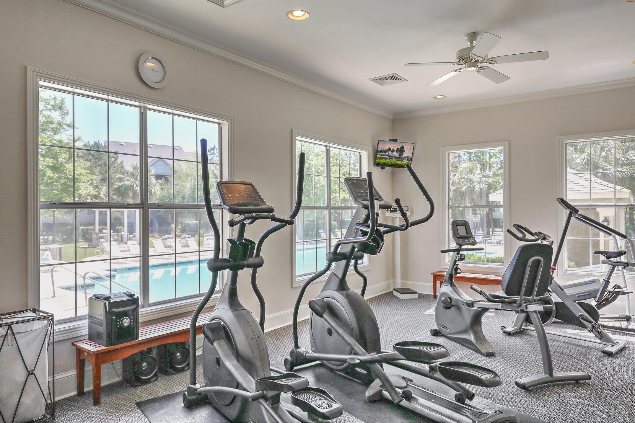 1600 Long Grove Drive Unit 411