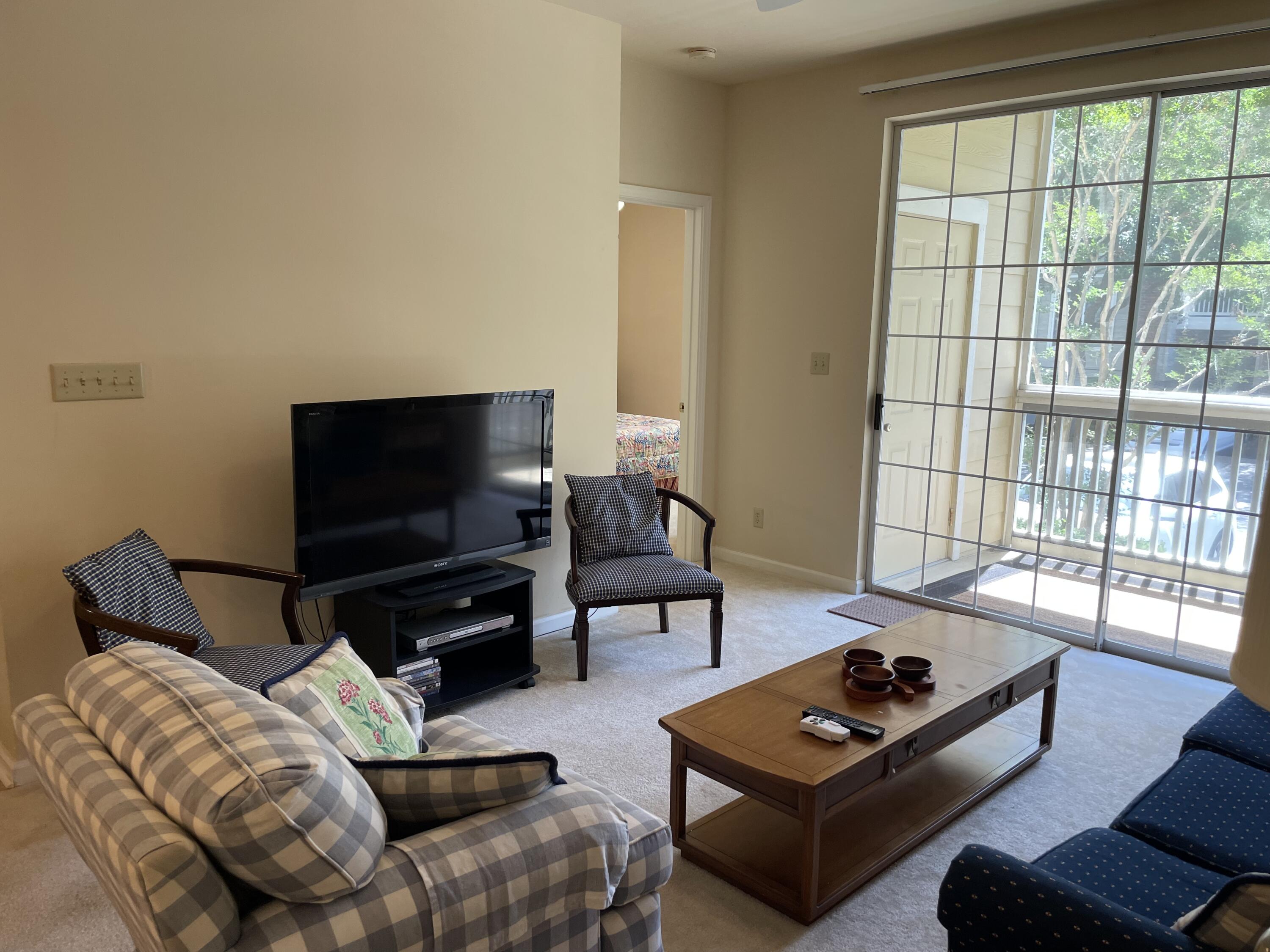 1600 Long Grove Drive Unit 411