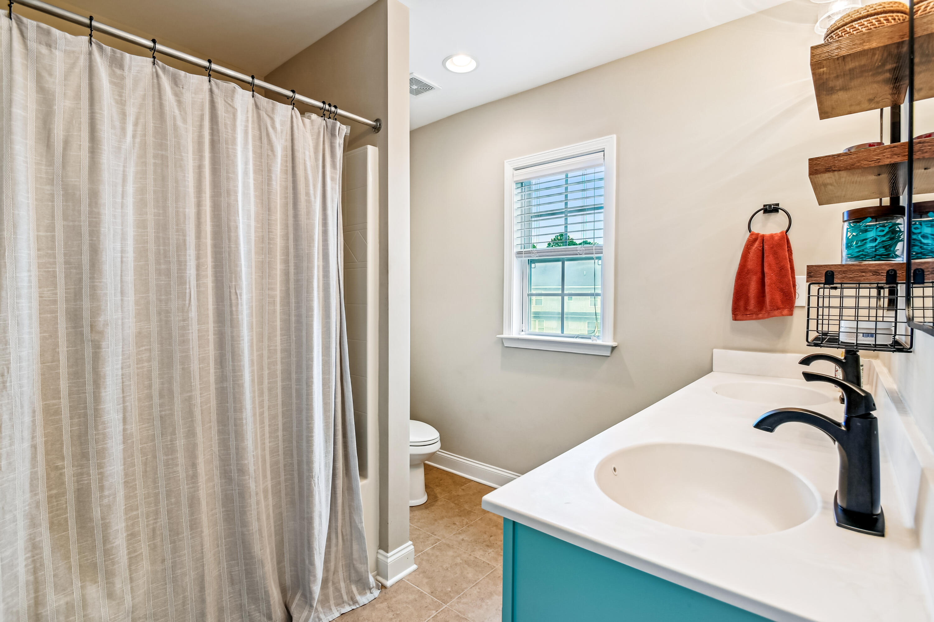 4070 Hartland Street, Charleston