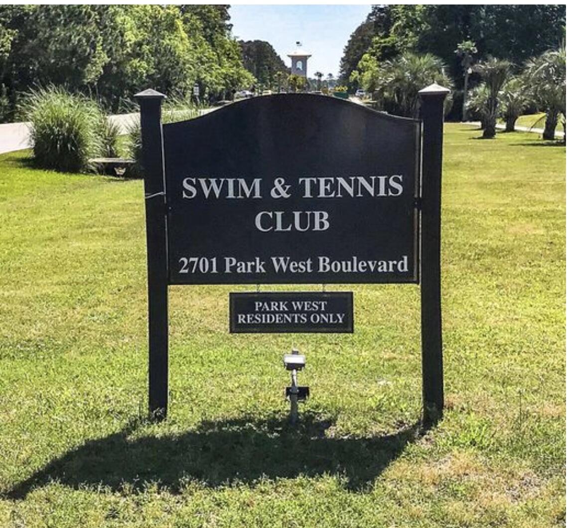 1550 Trumpington Street, Mount Pleasant