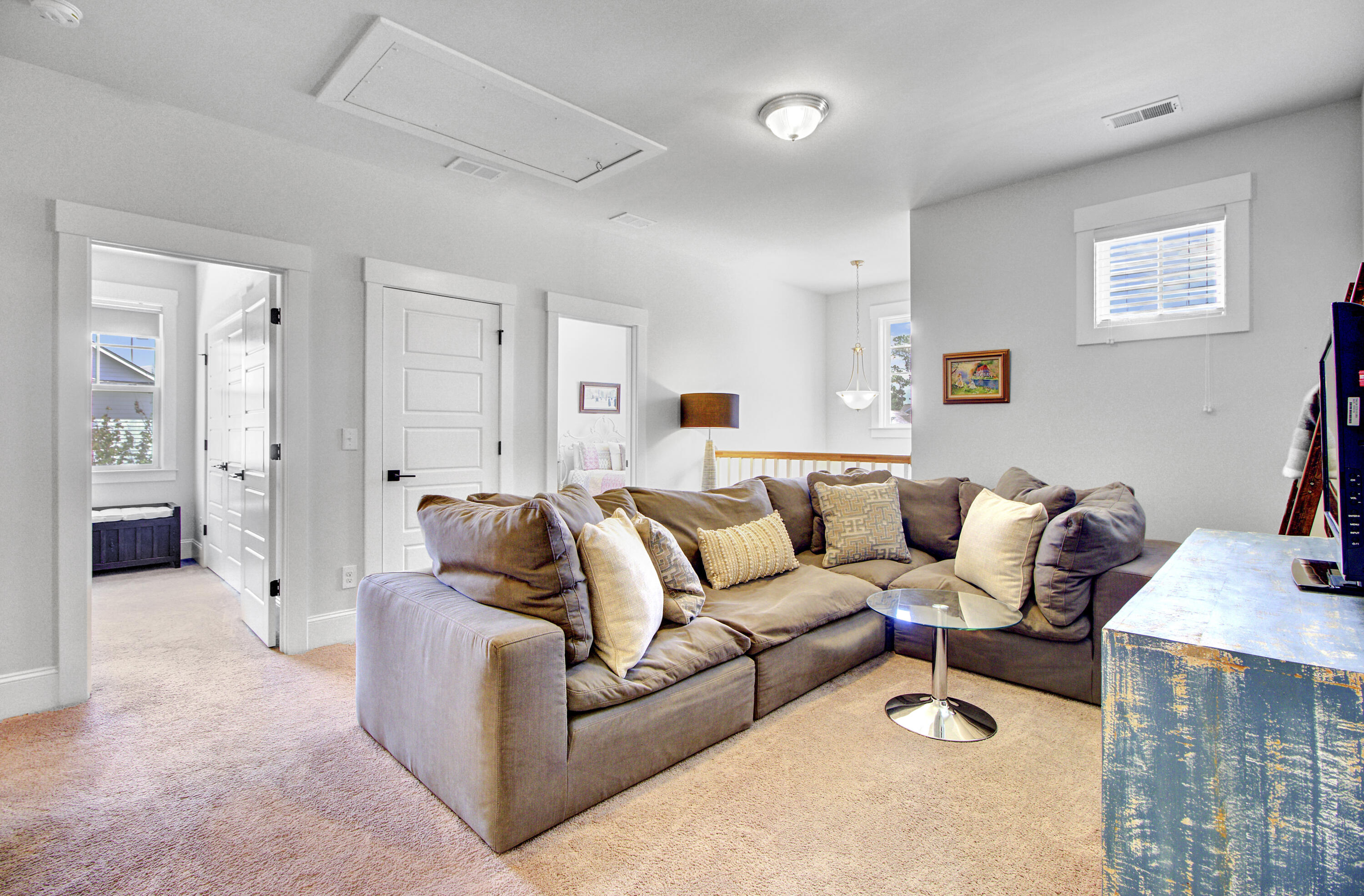 1550 Trumpington Street, Mount Pleasant