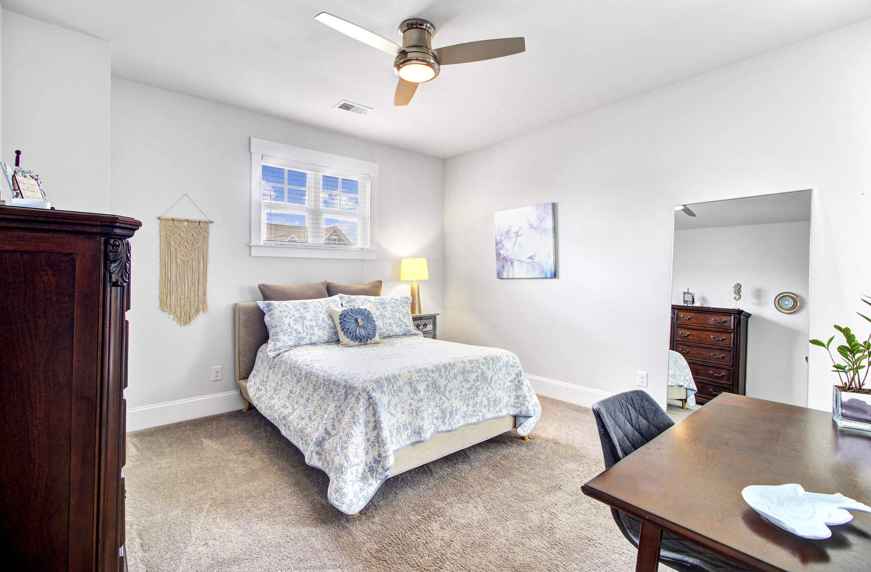 1550 Trumpington Street, Mount Pleasant