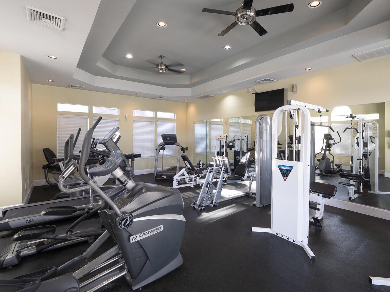 2011 N Hwy 17 # 2300l