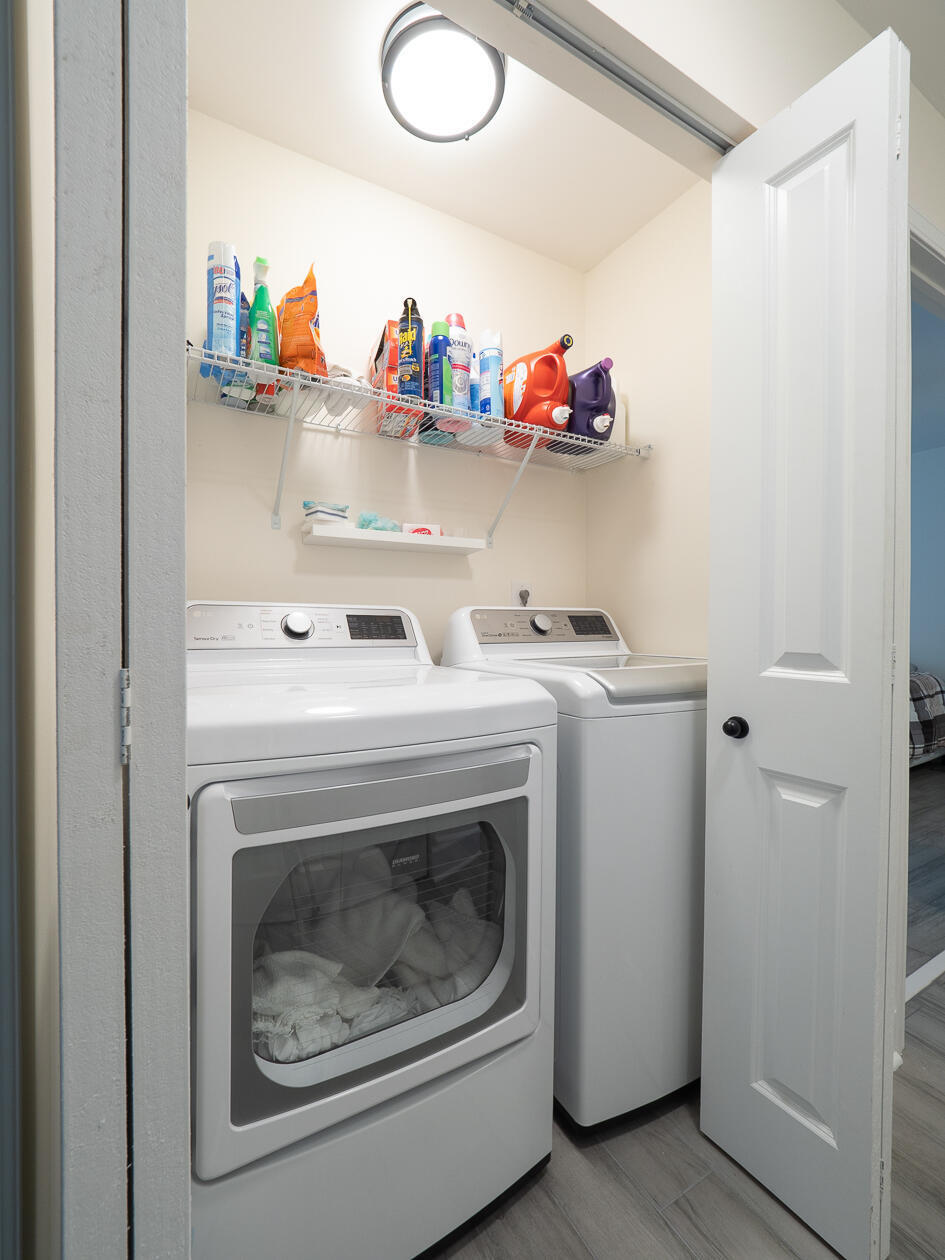 2011 N Hwy 17 # 2300l