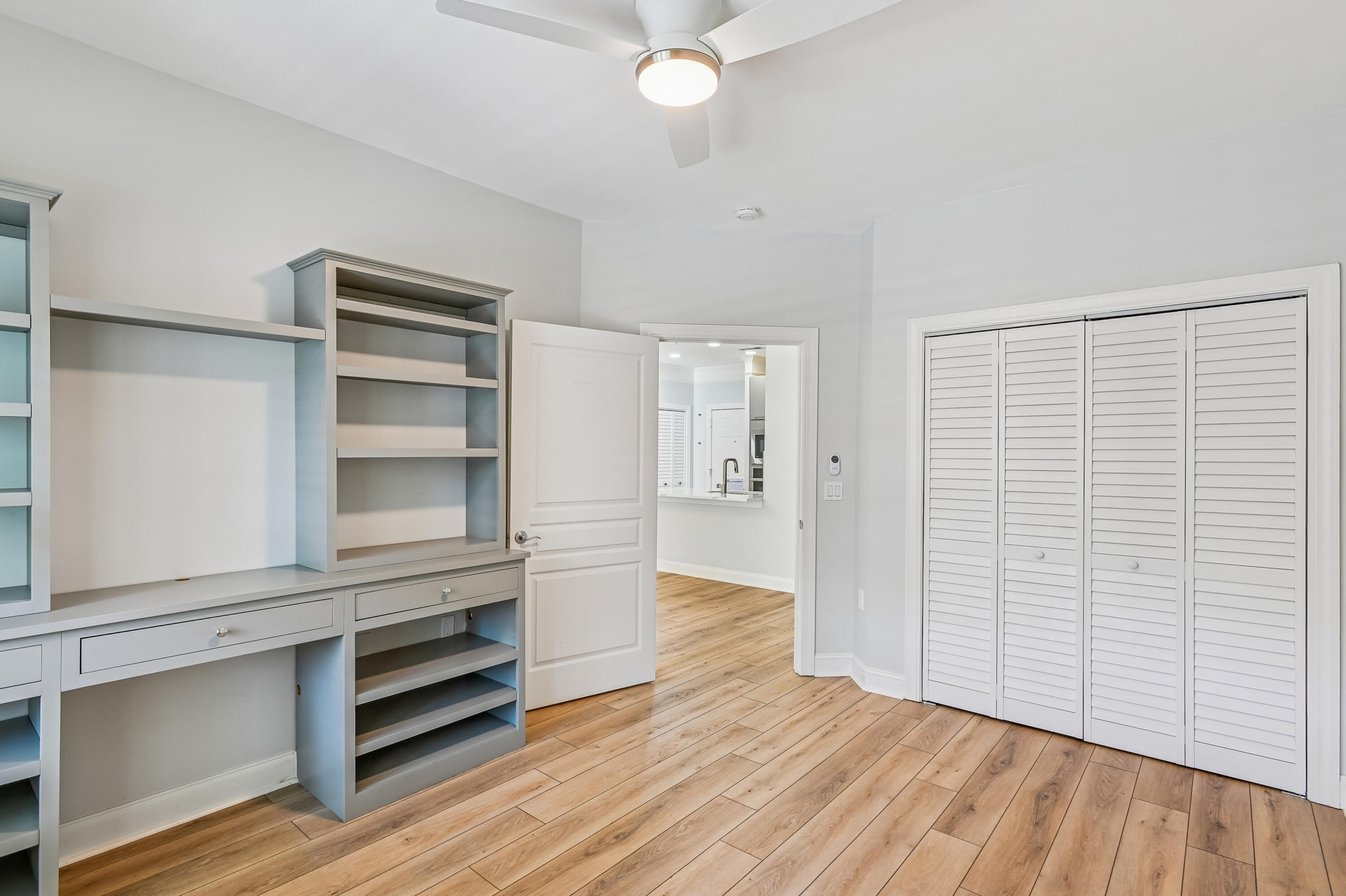 1025 Riverland Woods Place # 305