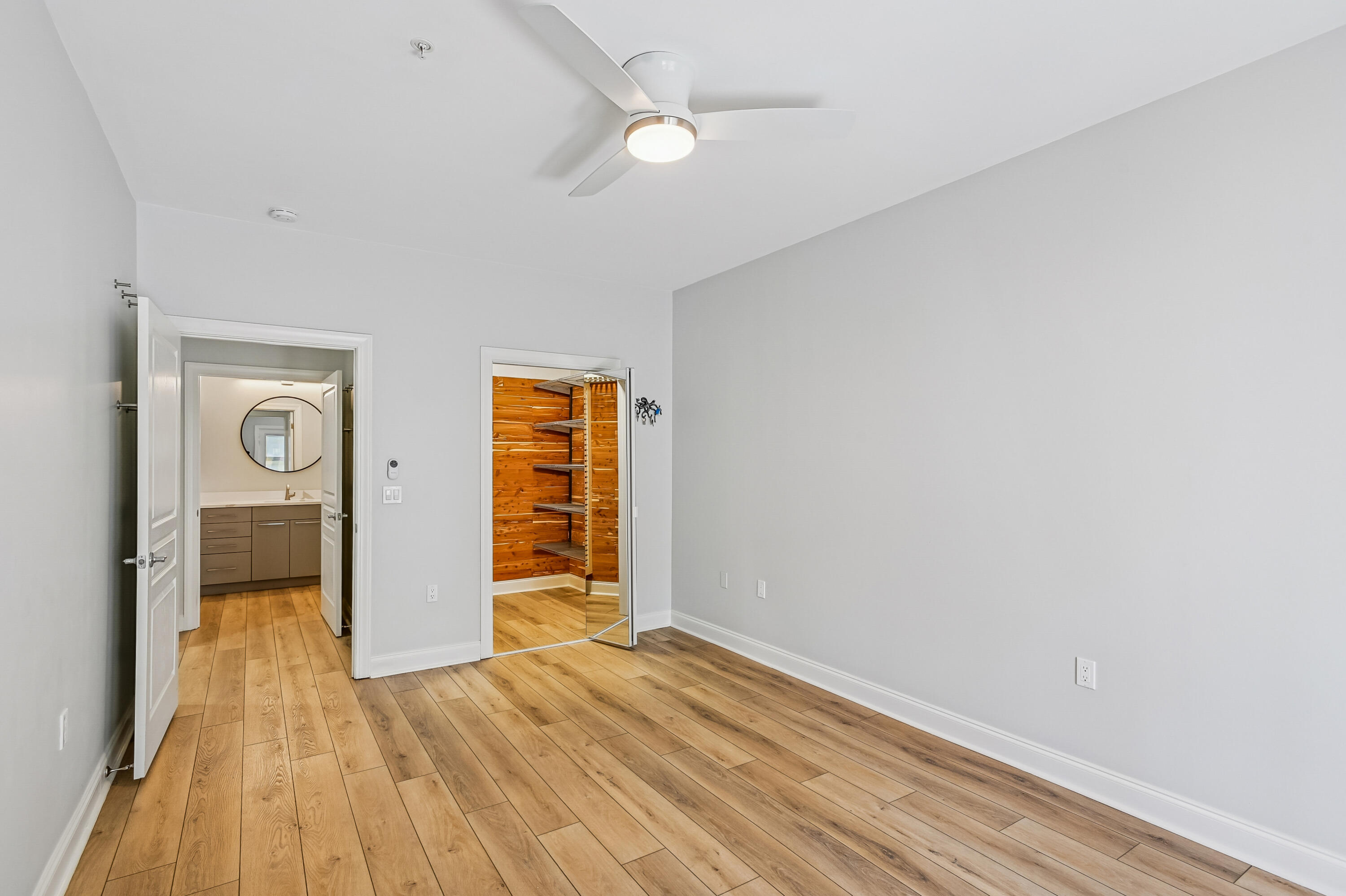 1025 Riverland Woods Place # 305