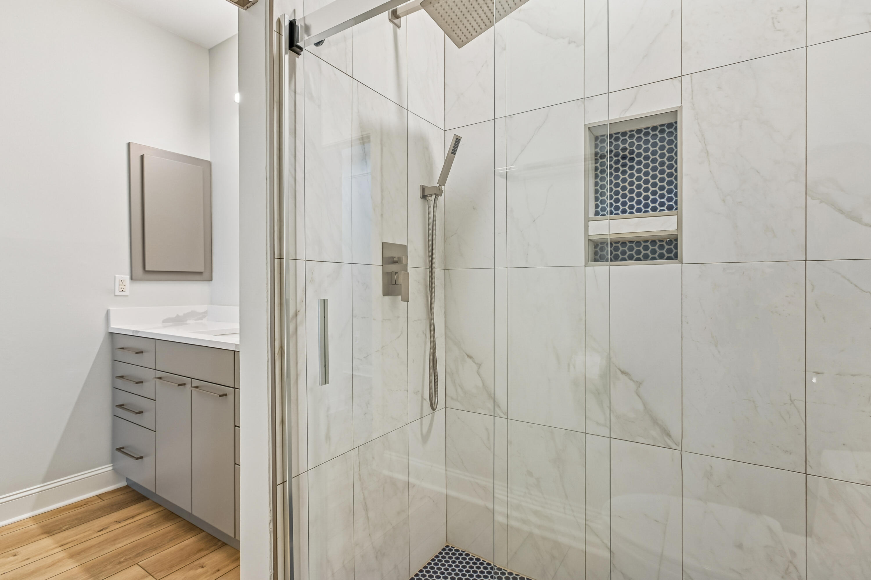 1025 Riverland Woods Place # 305