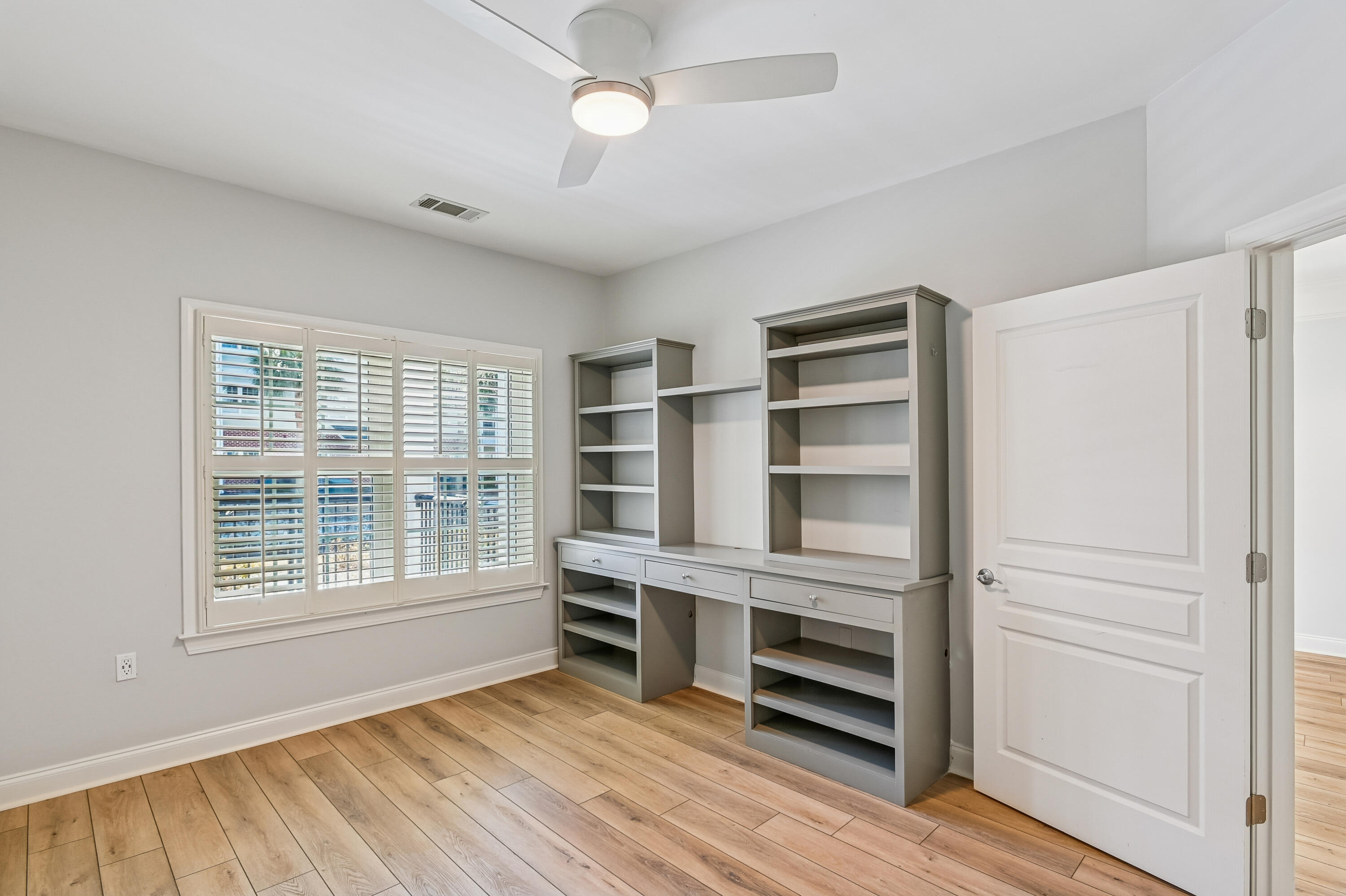 1025 Riverland Woods Place # 305