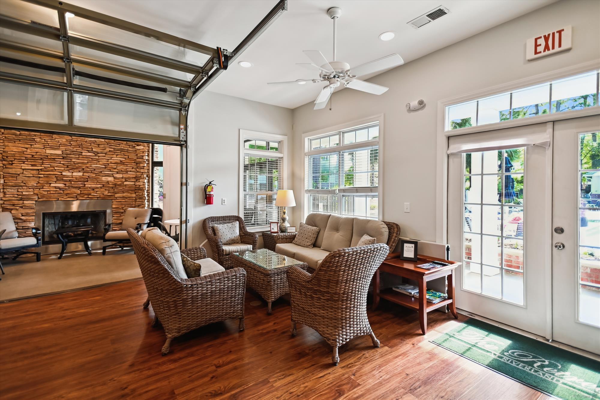 1025 Riverland Woods Place # 305