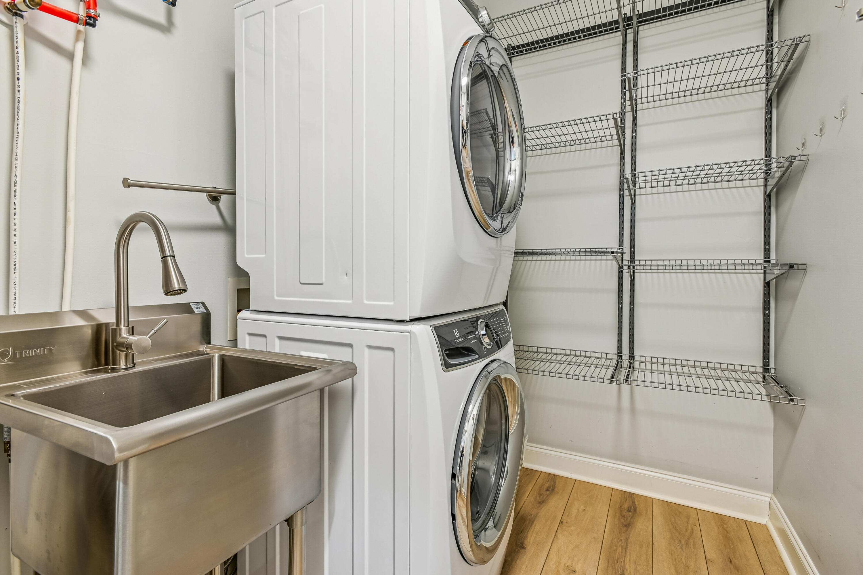 1025 Riverland Woods Place # 305