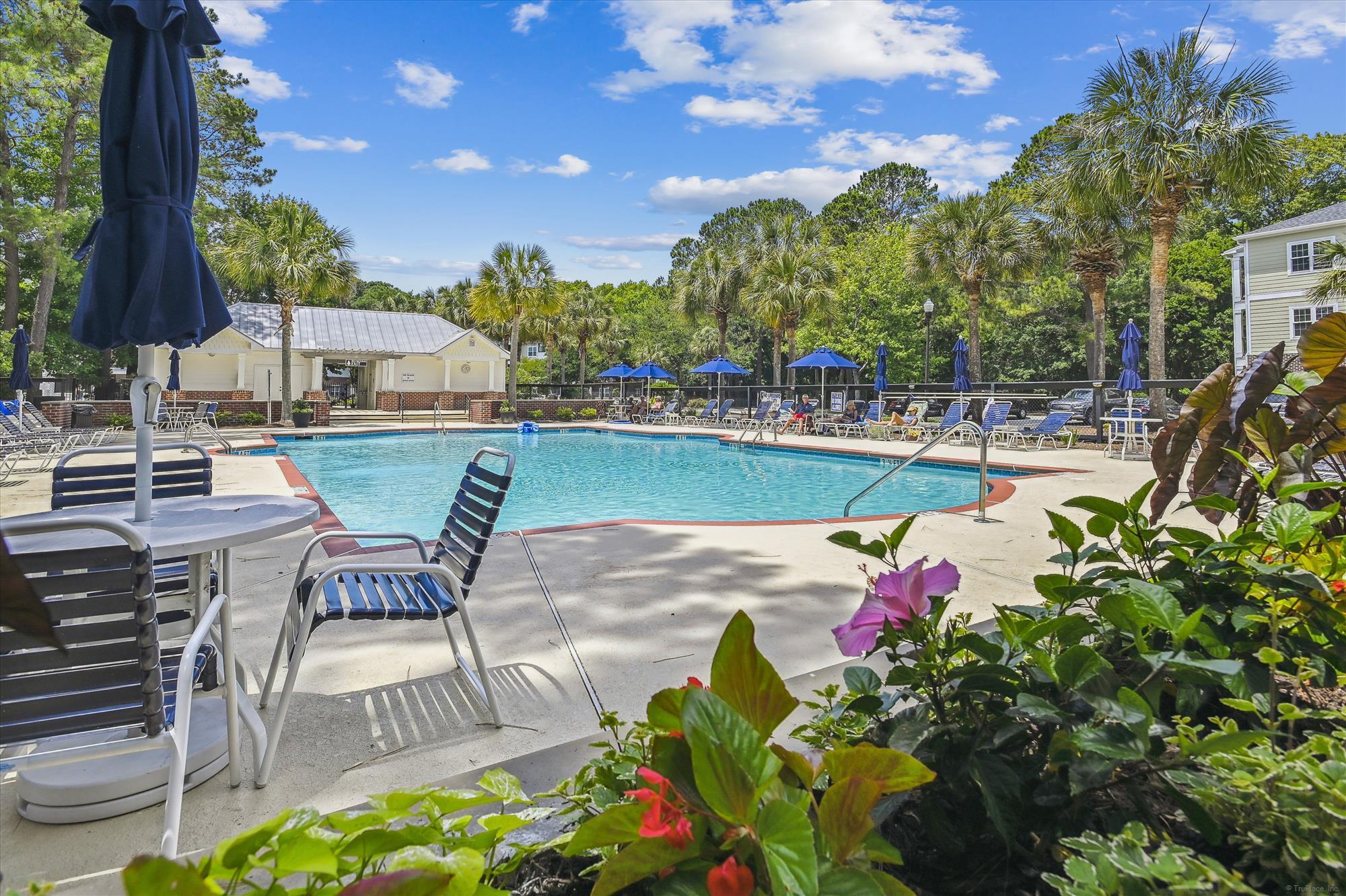 1025 Riverland Woods Place # 305