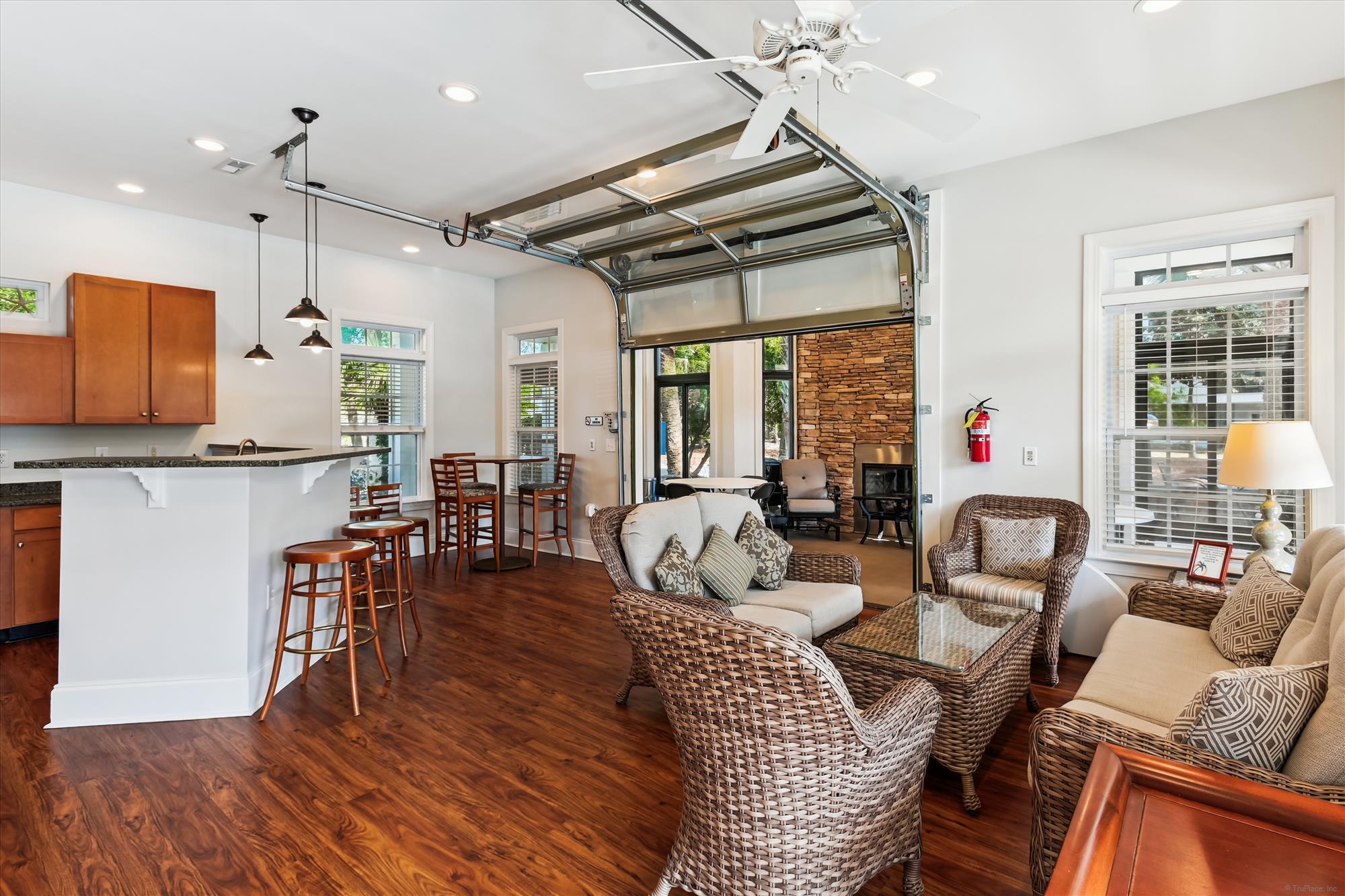 1025 Riverland Woods Place # 305