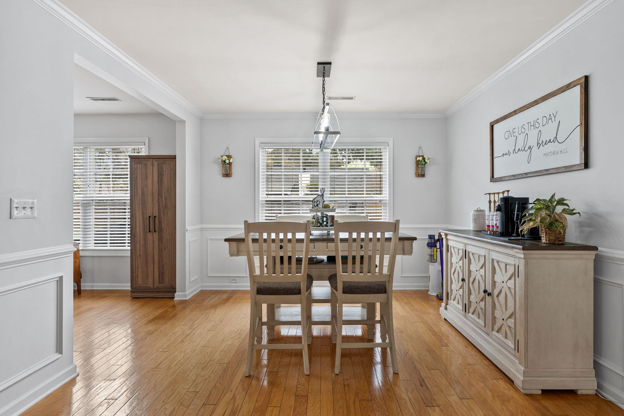 122 Thousand Oaks Circle