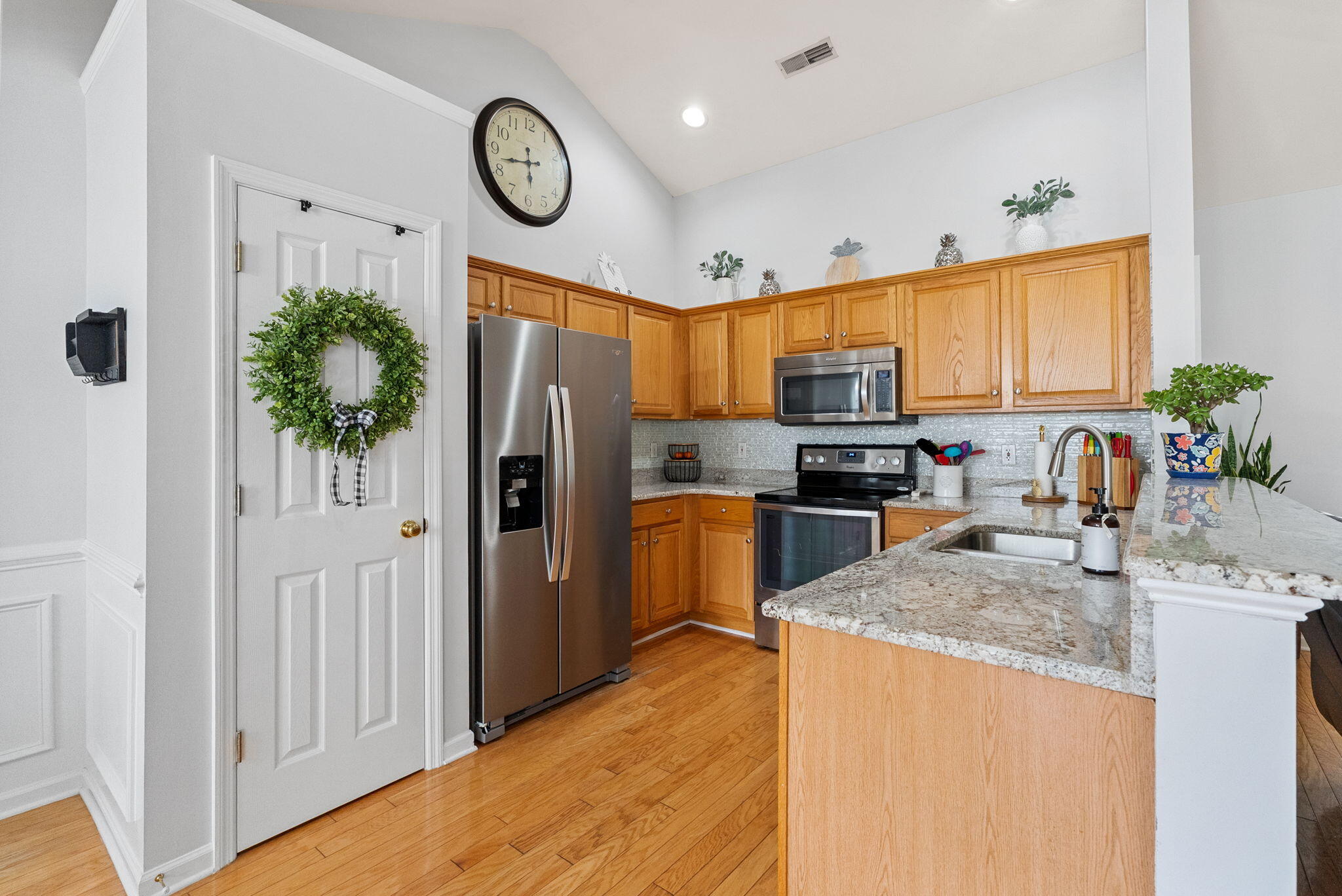 122 Thousand Oaks Circle