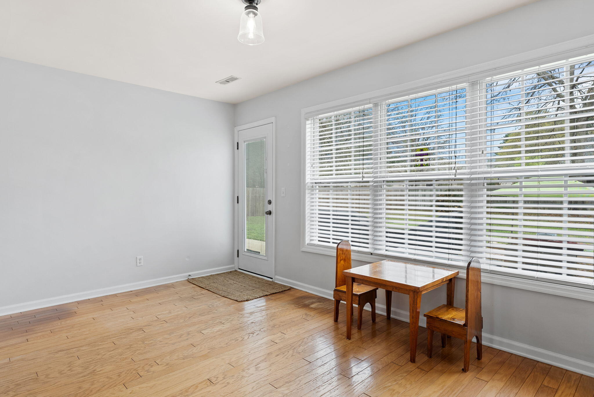 122 Thousand Oaks Circle