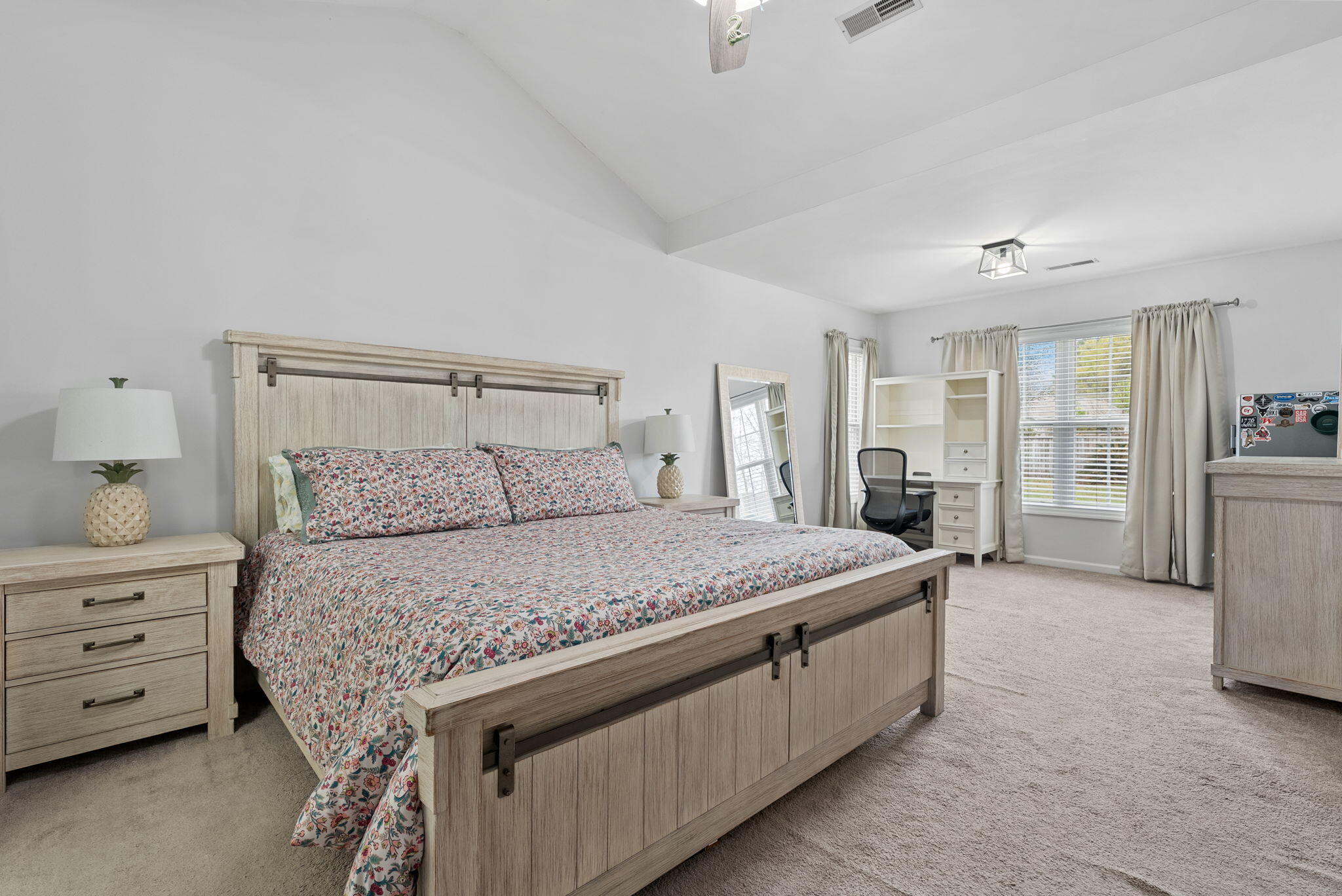 122 Thousand Oaks Circle