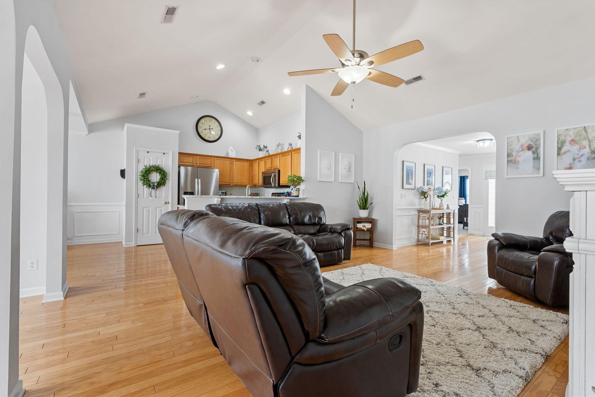 122 Thousand Oaks Circle
