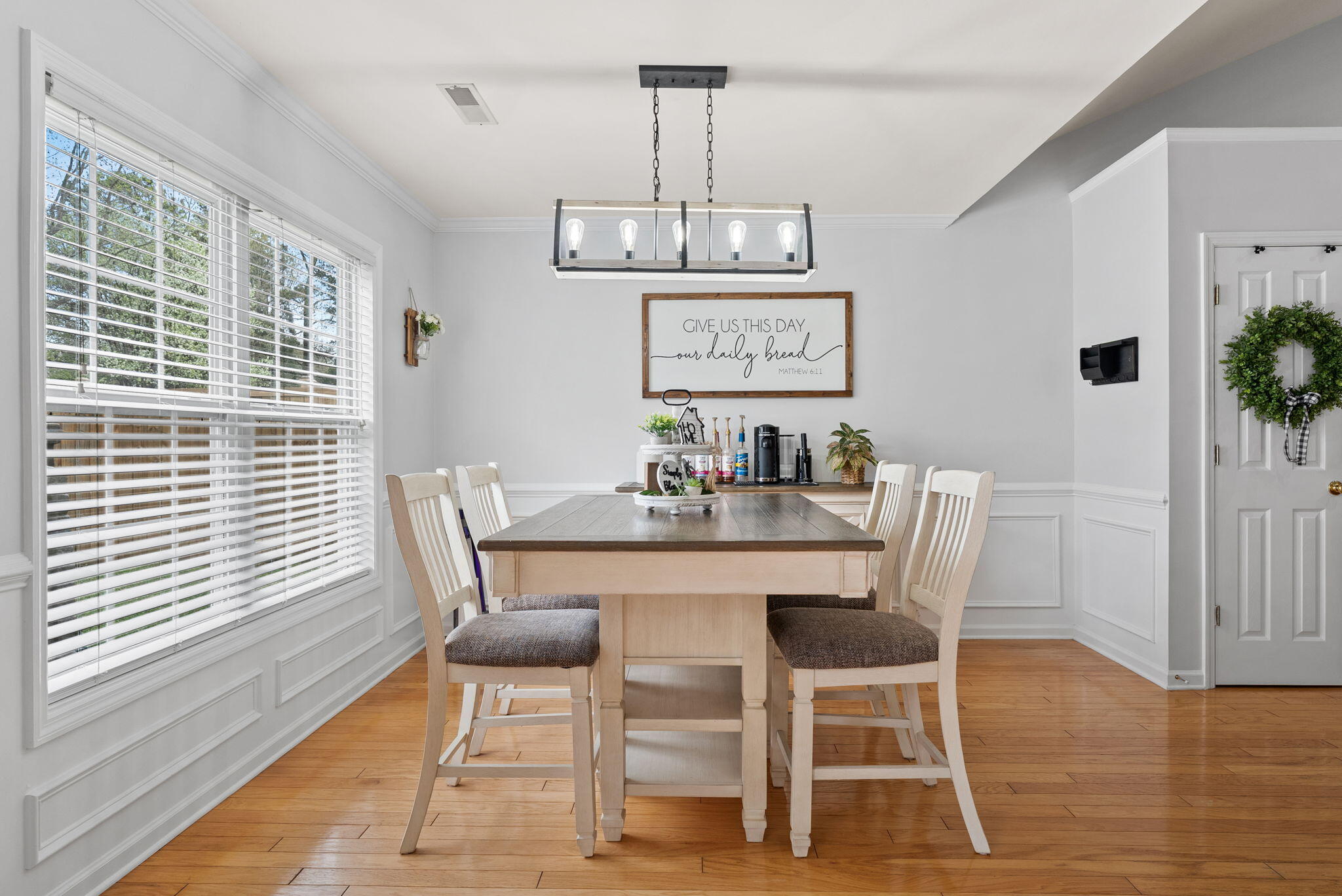 122 Thousand Oaks Circle