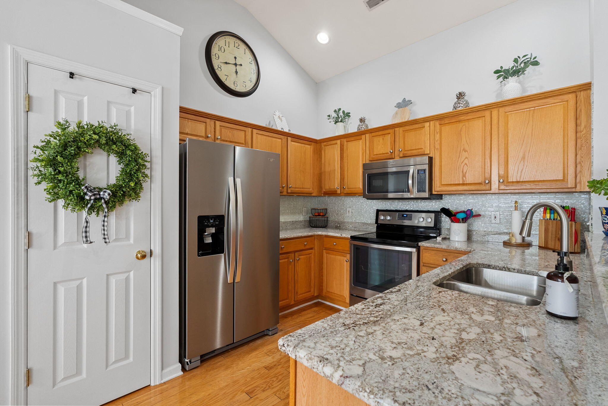 122 Thousand Oaks Circle
