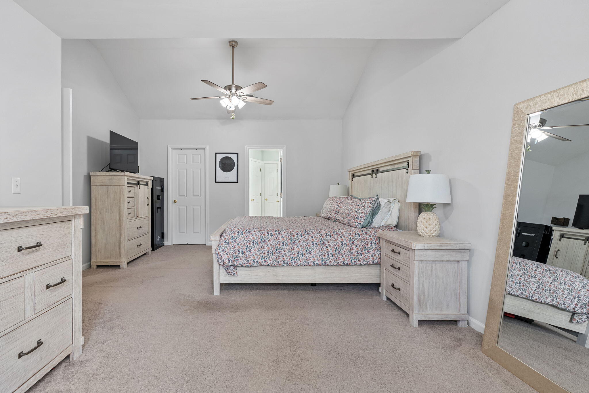 122 Thousand Oaks Circle
