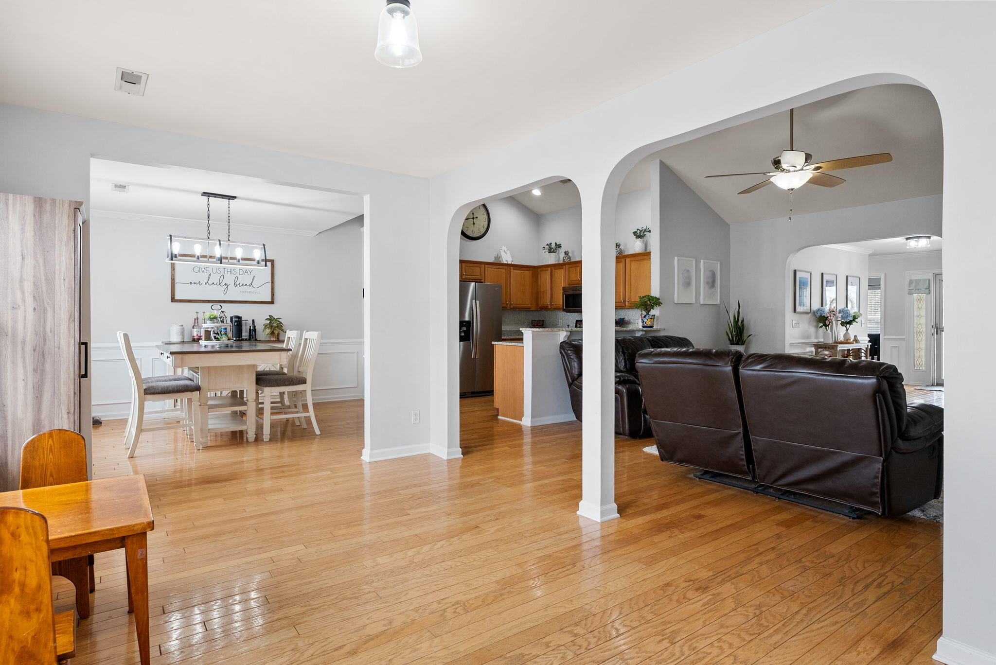 122 Thousand Oaks Circle