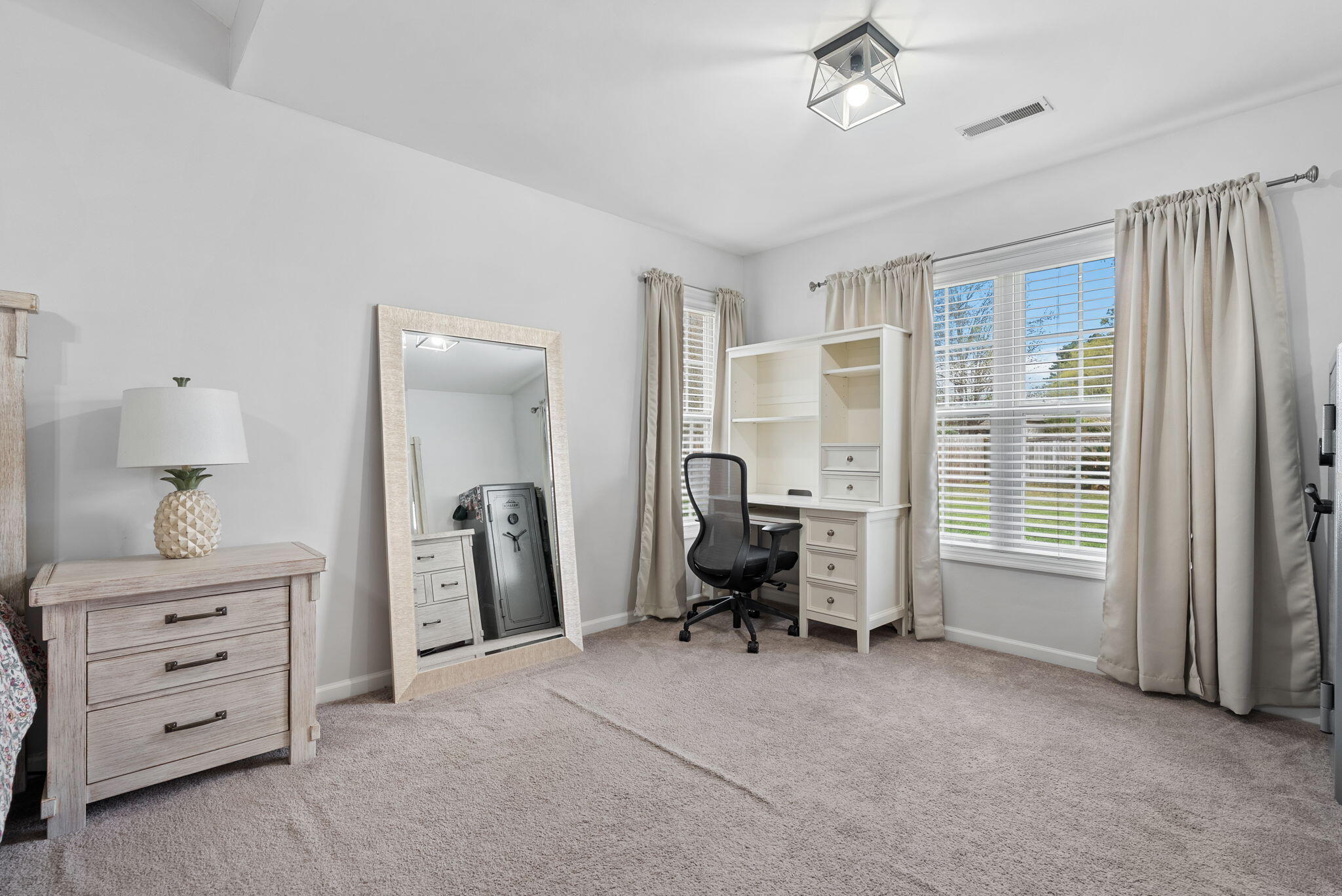 122 Thousand Oaks Circle