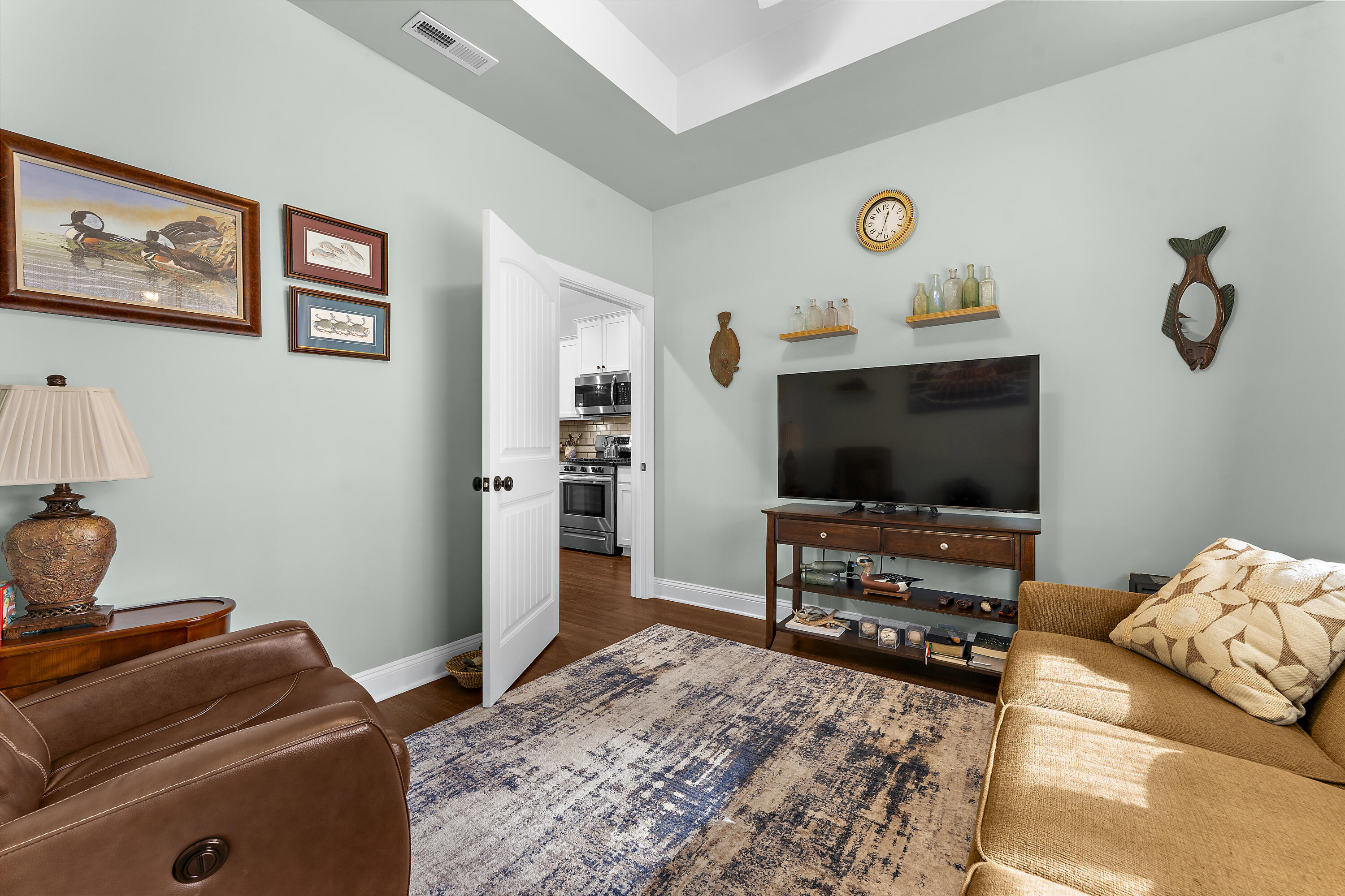2551 Wedgefield Road