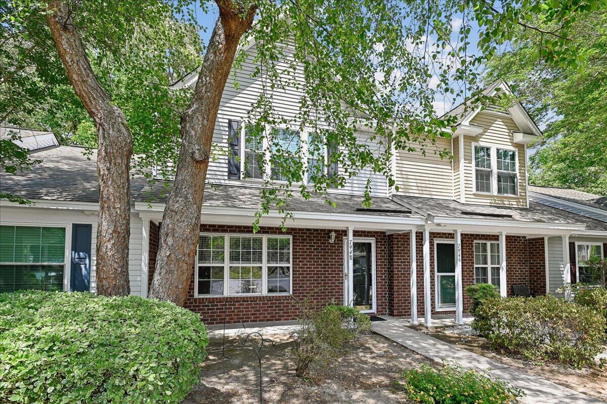 7948 Shadow Oak Drive