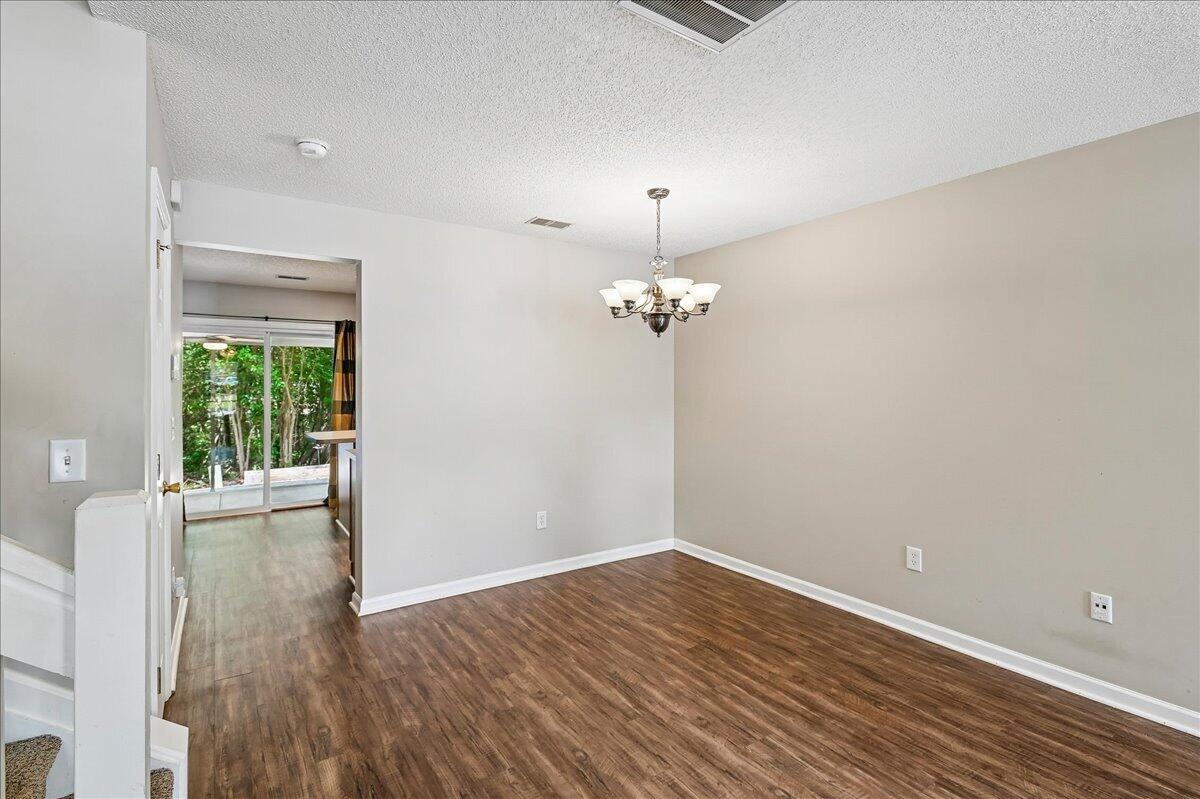 7948 Shadow Oak Drive