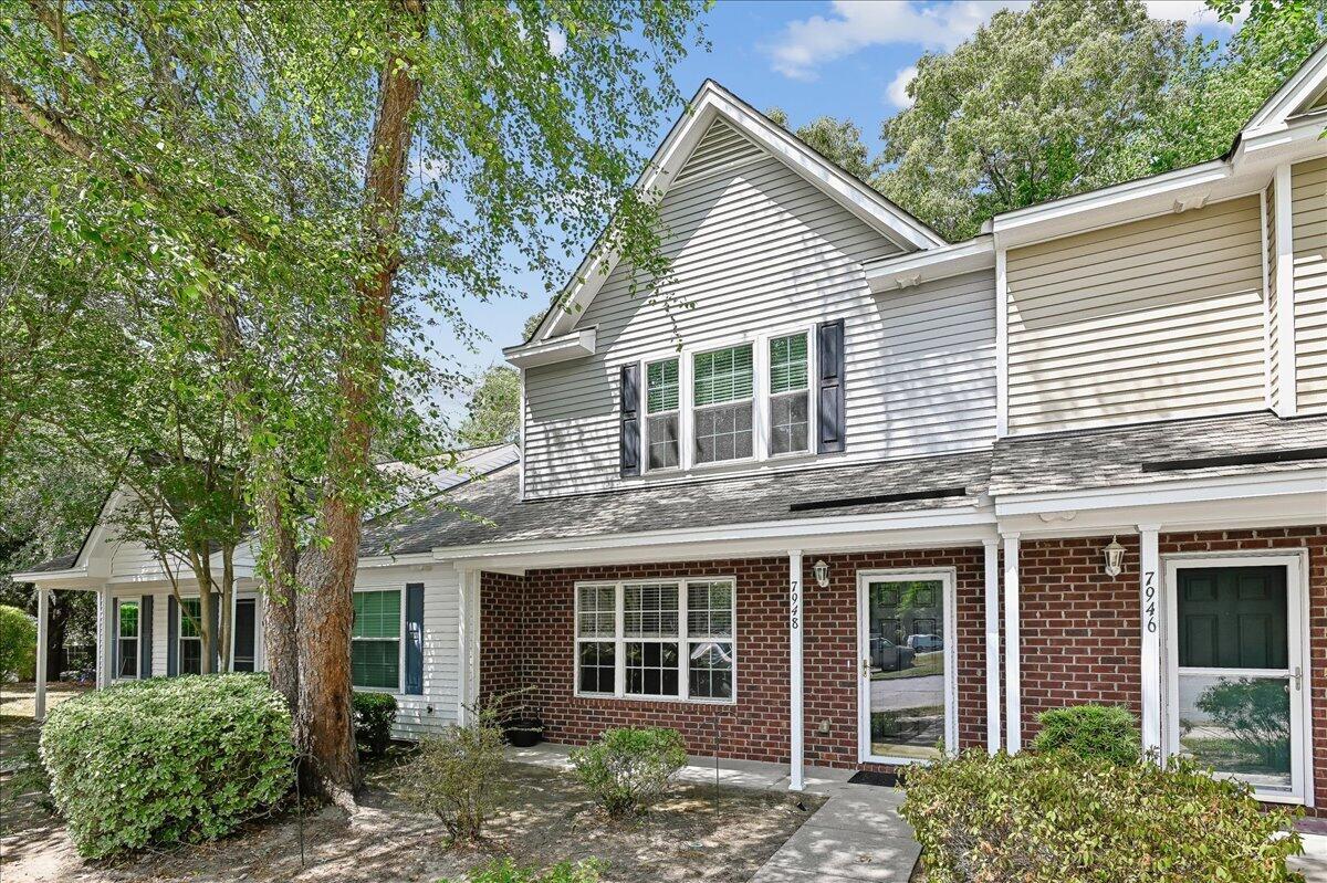 7948 Shadow Oak Drive