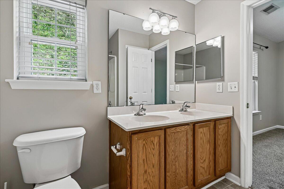 7948 Shadow Oak Drive