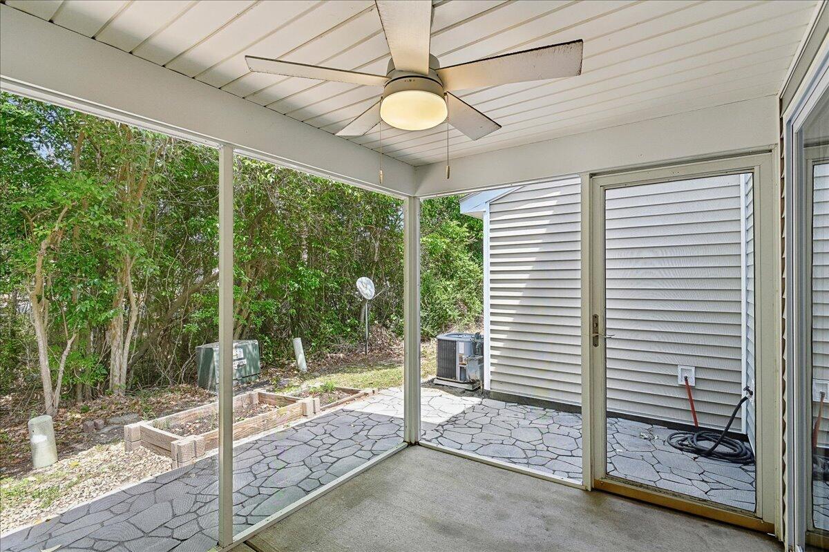 7948 Shadow Oak Drive