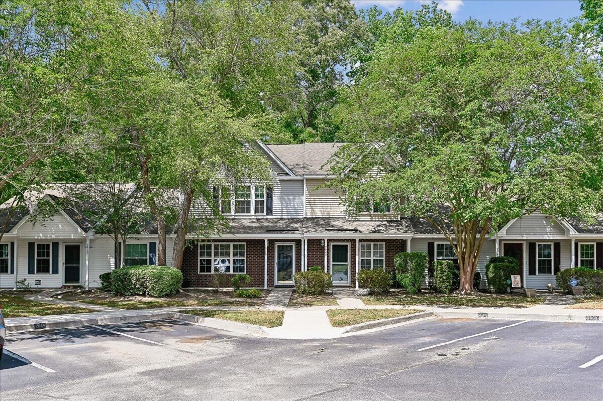 7948 Shadow Oak Drive