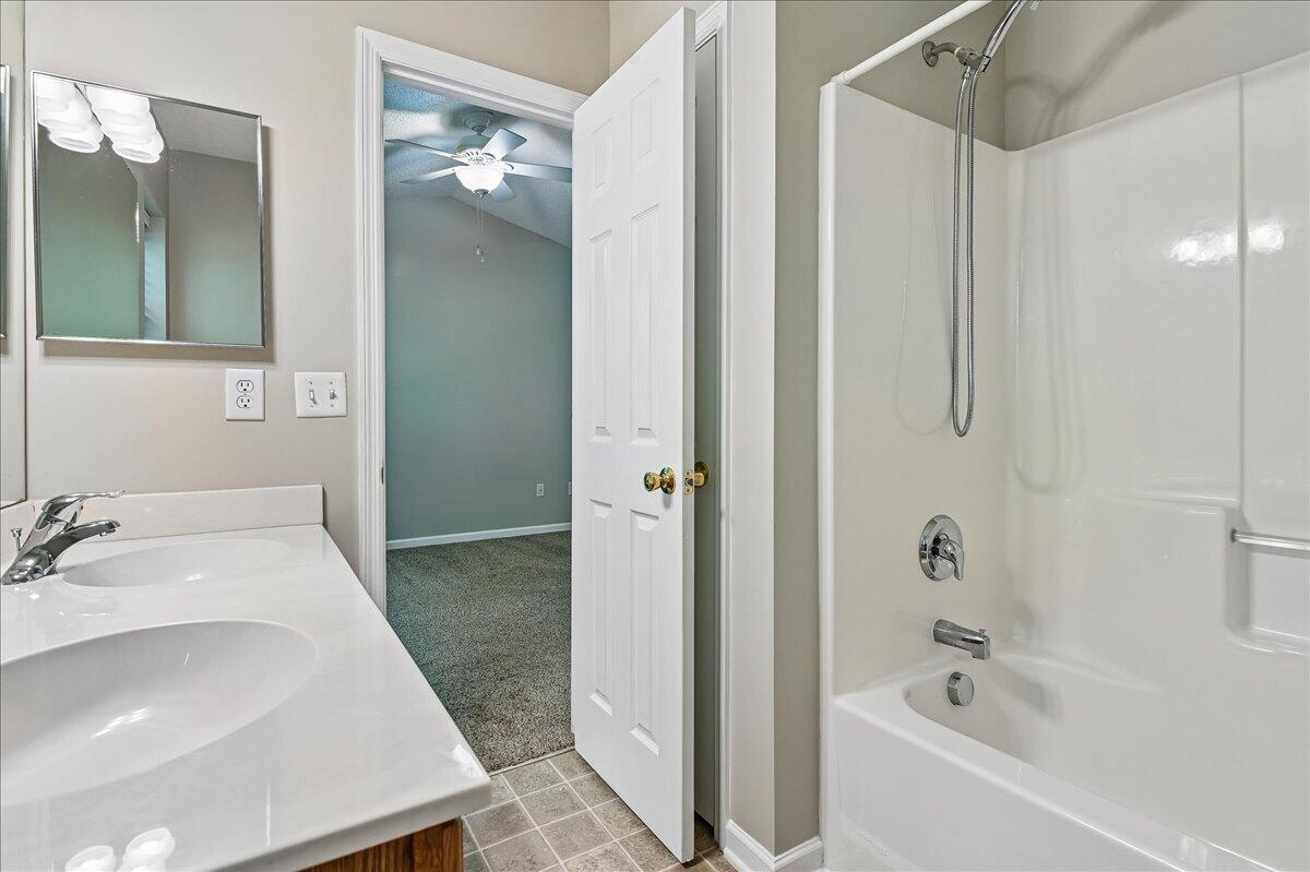 7948 Shadow Oak Drive