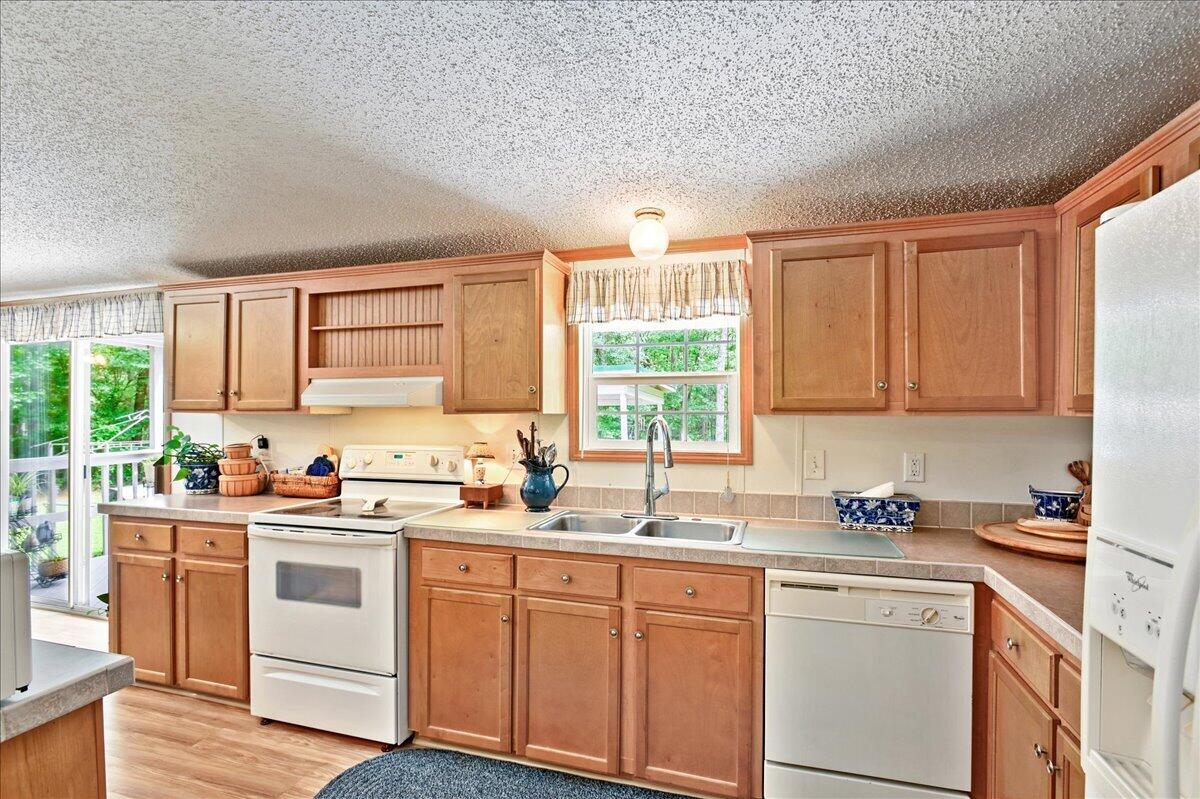7089&7095 Parkers Ferry Road