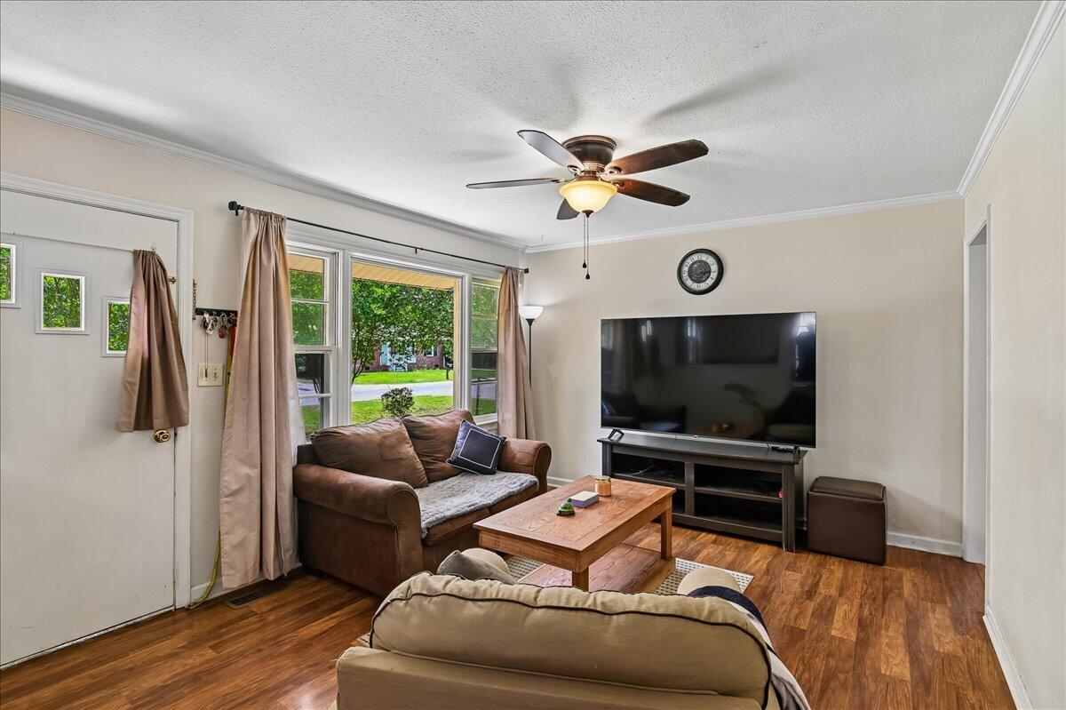 537 Hansford Drive