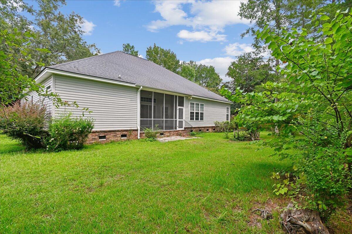 3017 Trotters Club Way