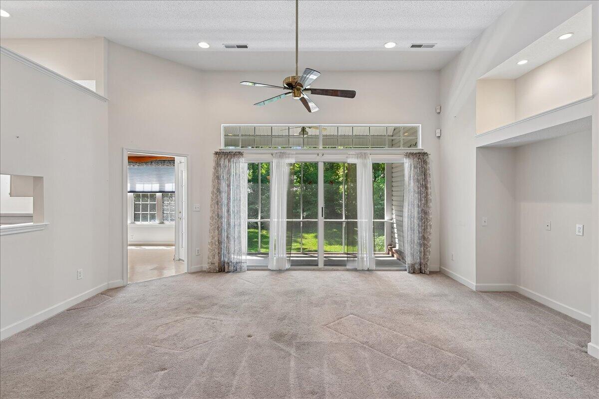 3017 Trotters Club Way