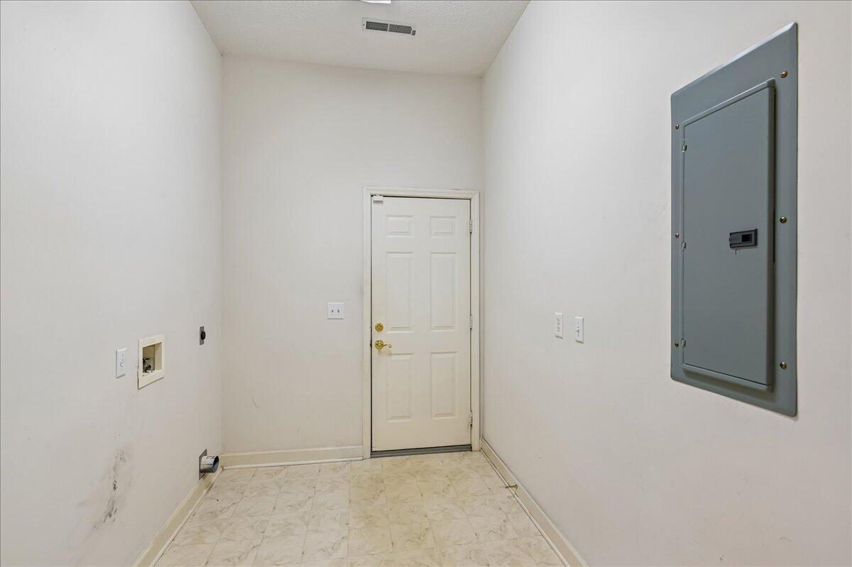3017 Trotters Club Way