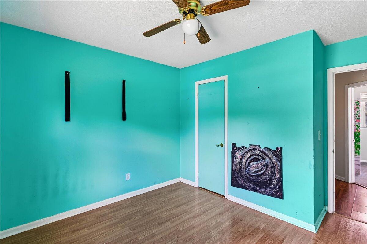 1263 Honeysuckle Lane