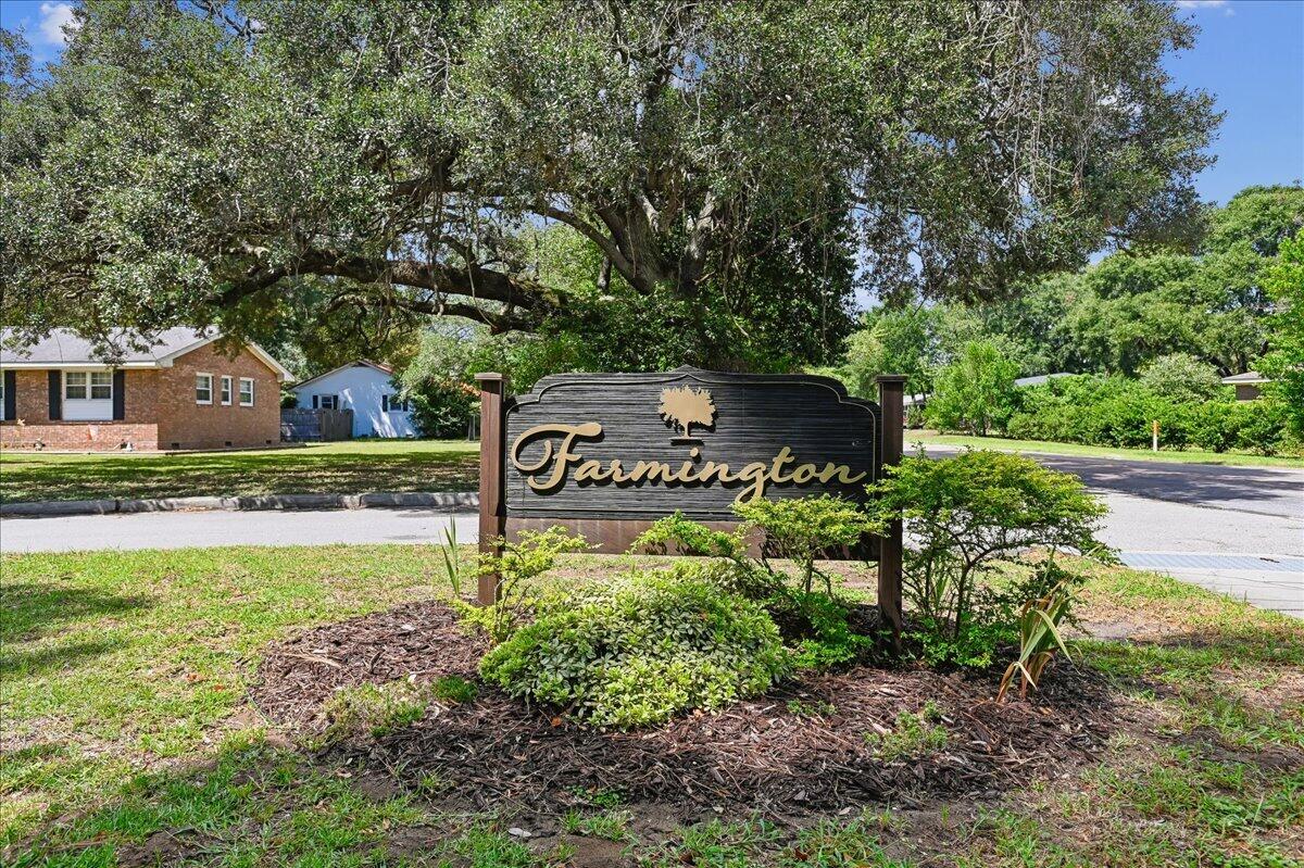 1263 Honeysuckle Lane