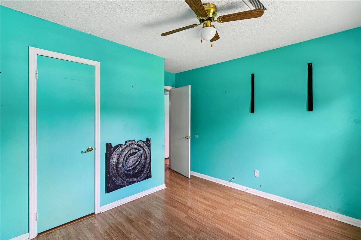 1263 Honeysuckle Lane