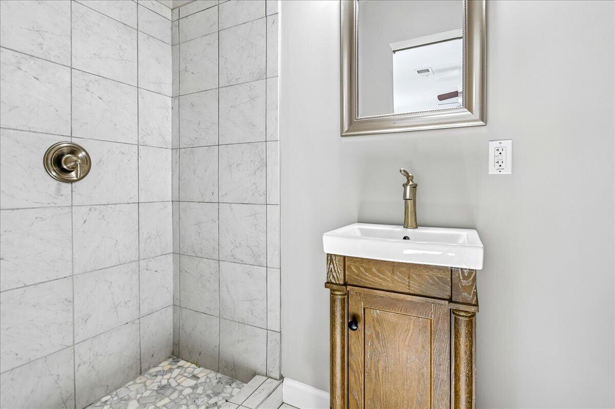 101 Heritage Circle Unit 1 Unit: Unit A-1