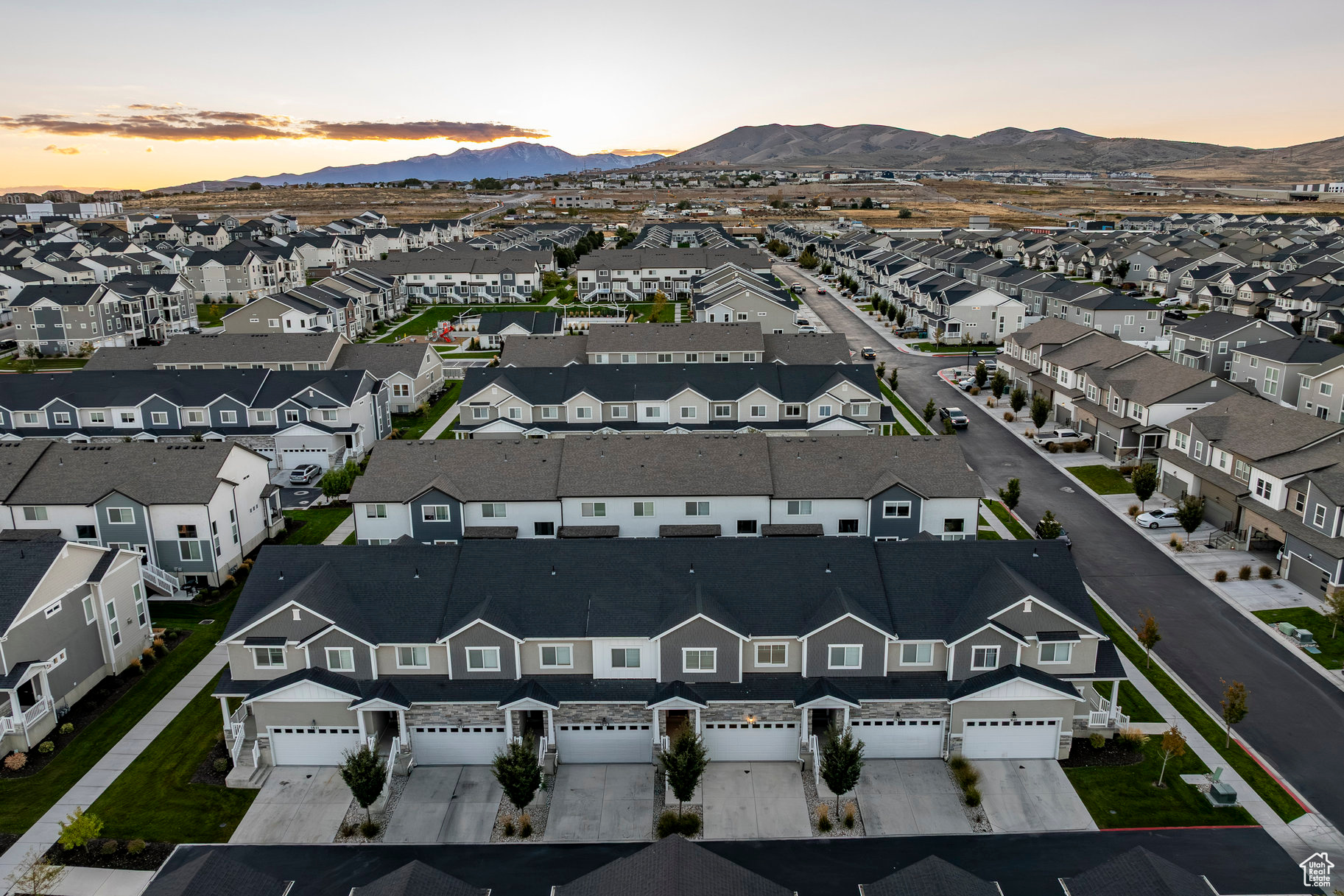 1629 N 3860 W