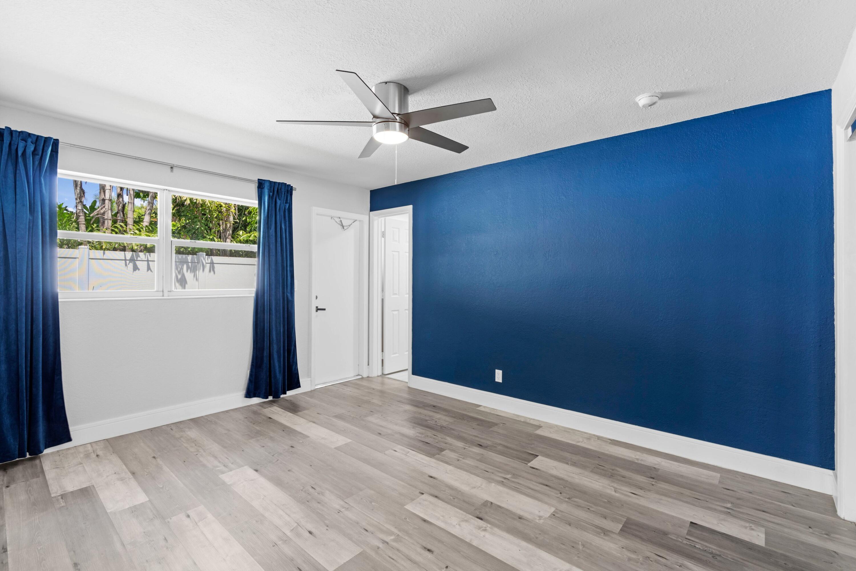 1301 NE 16TH Terrace 1-9