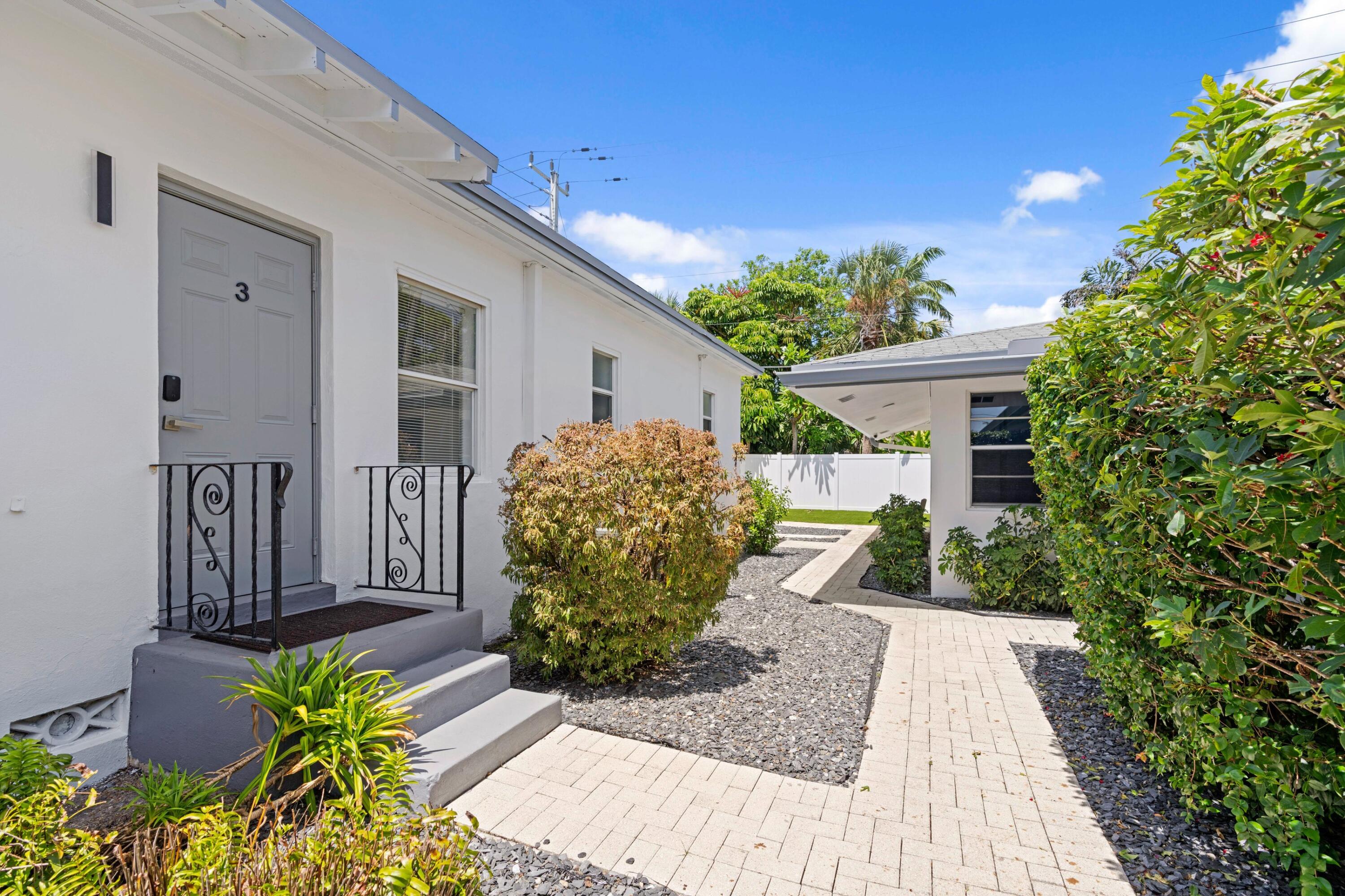 1301 NE 16TH Terrace 1-9