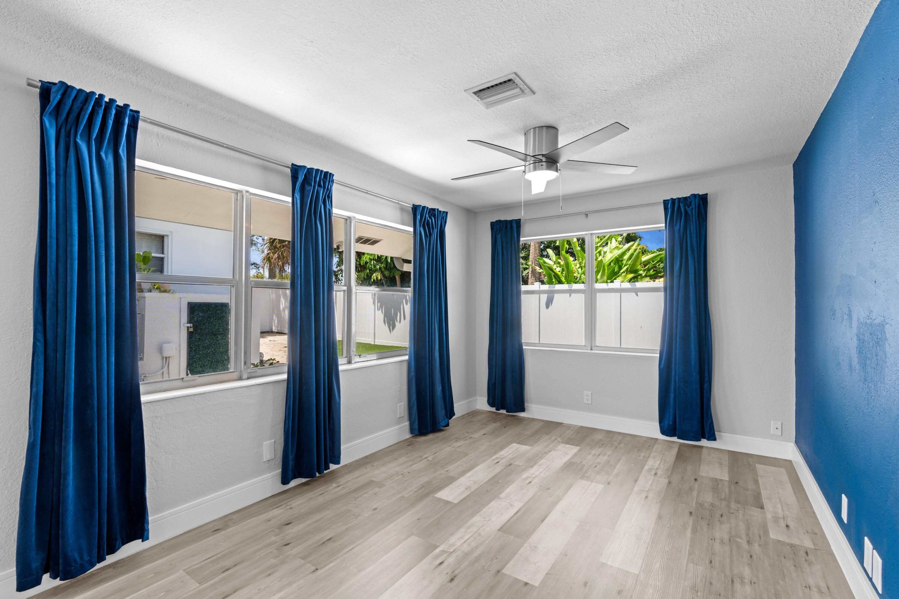 1301 NE 16TH Terrace 1-9