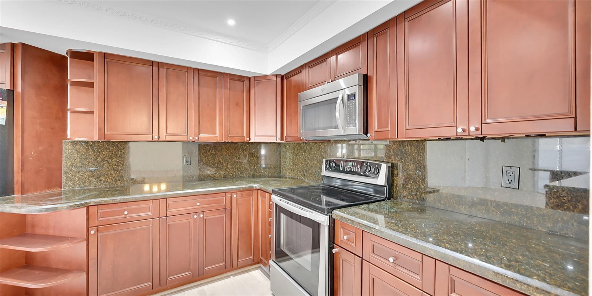 3111 NE 56th Court